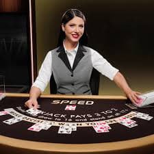 Dealer kasino langsung spv888 memimpin meja baccarat secara live streaming